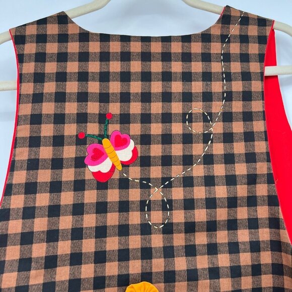 1990s Primitive Cat Vest w Vintage Fabric Yo-yos Patchwork Print Background Size - Picture 9 of 12